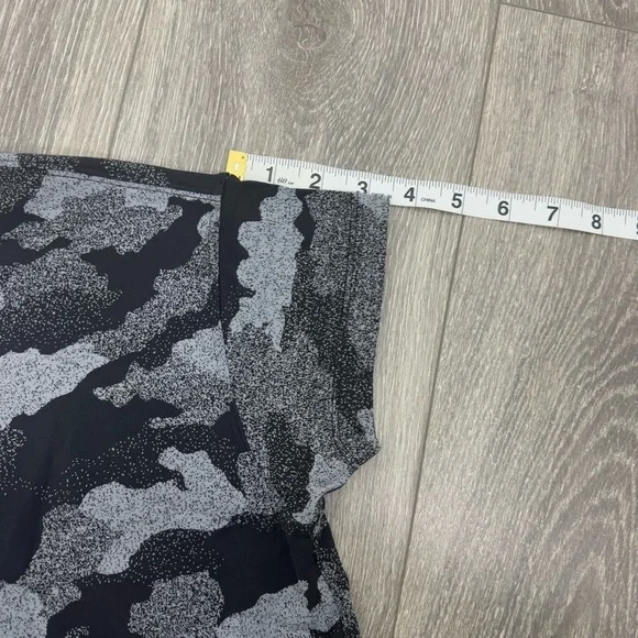 Lululemon Cates Training Tee Heritage Speckle Camo Crop T Shirt 4 - Picture 11 of 12